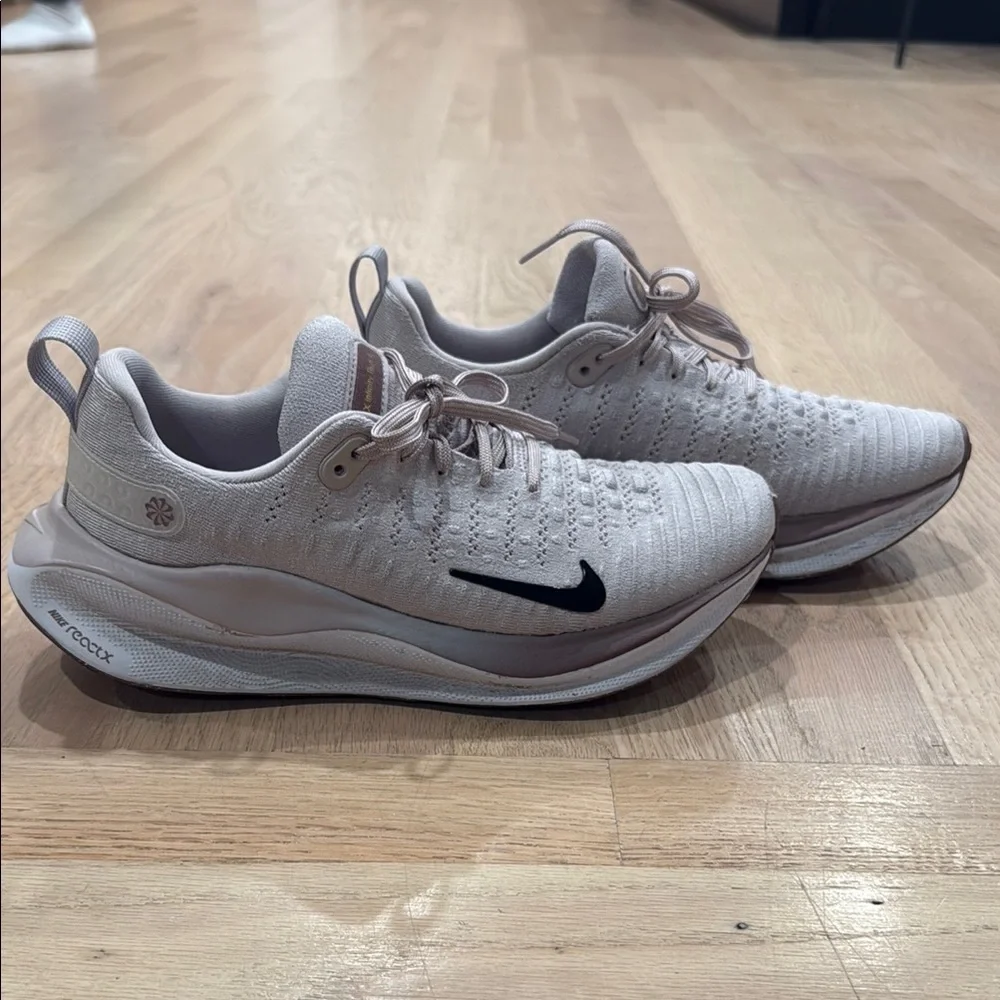 Nike Infinity Run - Picture 2 of 7